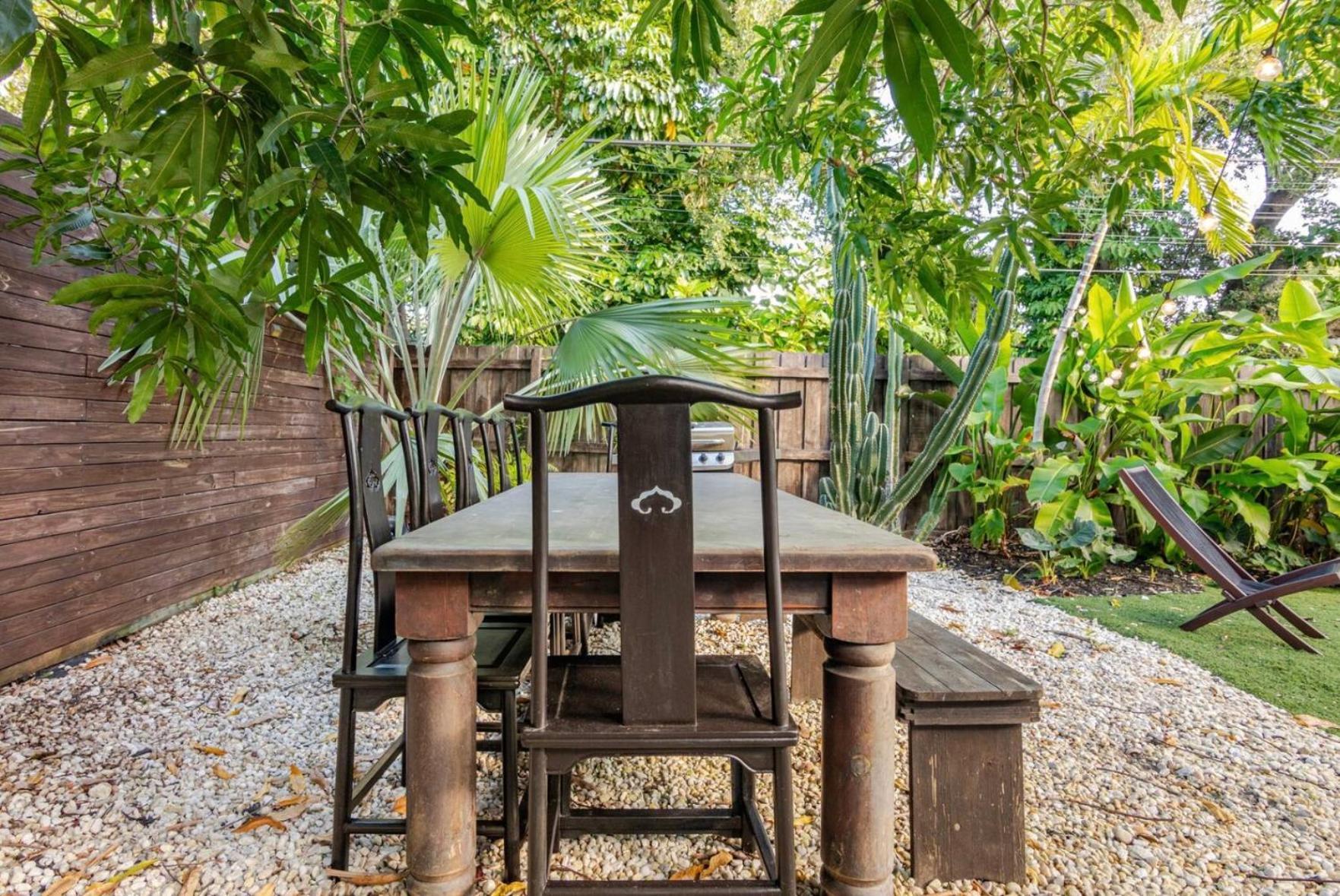 Buenavista Bungalow Miami Bagian luar foto